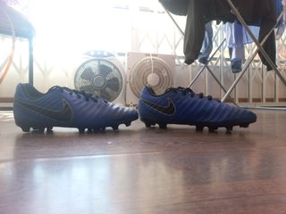Botas de fútbol Nike Tiempo de segunda mano en WALLAPOP