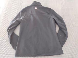 CHAQUETA TREKKING DE PLUMAS VIOLETA MUJER BORIKEN - Trekking House Perú