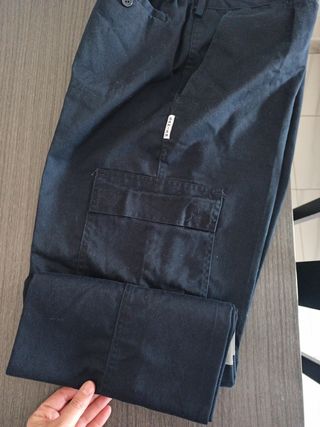 Pantalón laboral SAMISA de segunda mano por 10 EUR en Cartagena en WALLAPOP