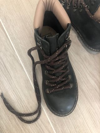 Botas montaña coolway de segunda mano por 30 EUR en Villacadima en WALLAPOP