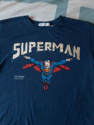 Camiseta zara de segunda mano por 3,5 EUR en Ciudad Real en WALLAPOP