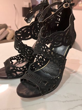 Sandalias Zara de segunda mano en Valencia en WALLAPOP