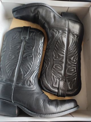 Botas camperas -- Joe Sánchez de segunda mano por 60 EUR en Barcelona en  WALLAPOP