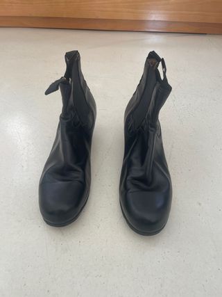 Botines flamenco de segunda mano en Madrid en WALLAPOP