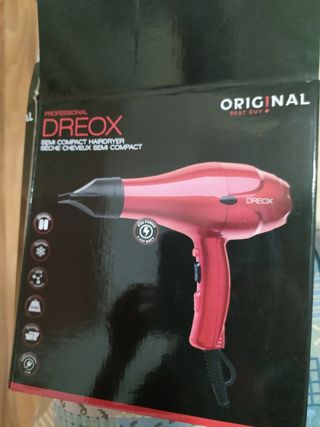 Secador profesional de segunda mano por 16 EUR en Martín de la Jara en  WALLAPOP