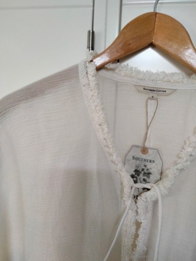 Blusa oversize. Talla S. Nueva