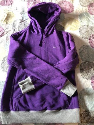 Sudadera Nike sin capucha de segunda mano en WALLAPOP