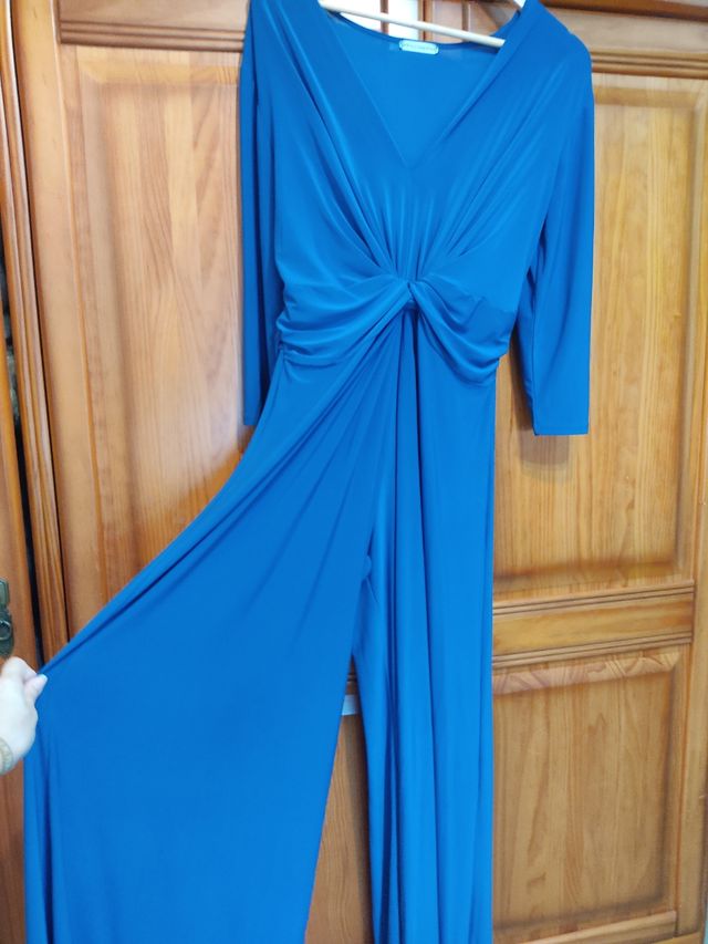 Mono azul eléctrico