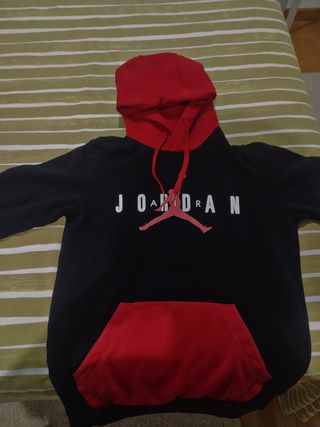 Sudadera Jordan original de segunda mano por 25 EUR en Arroyomolinos en  WALLAPOP