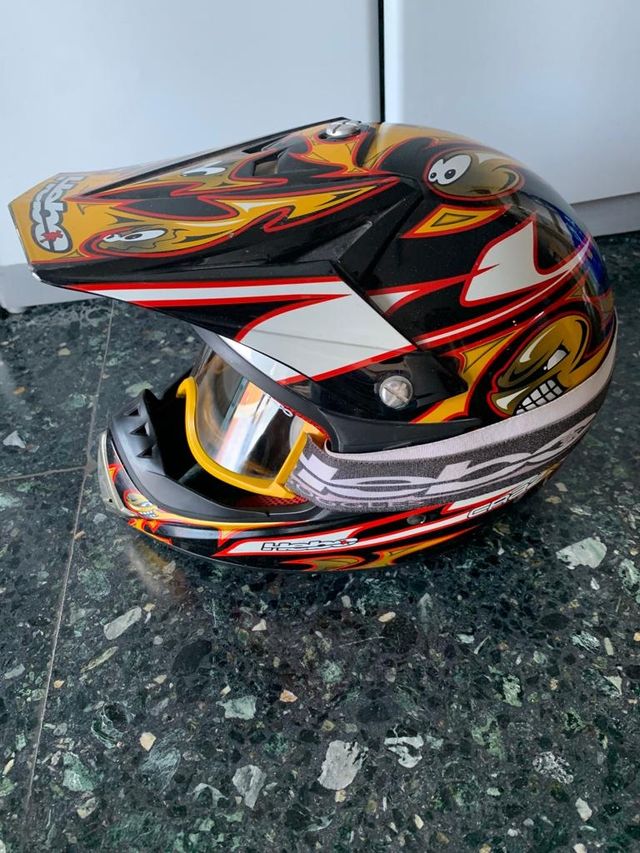 casco de moto Hebo