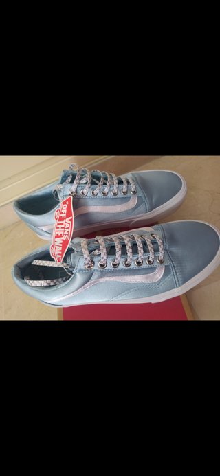 Zapatillas Vans nuevas Plataforma Old Skool de segunda mano por 48 EUR en  Sevilla en WALLAPOP