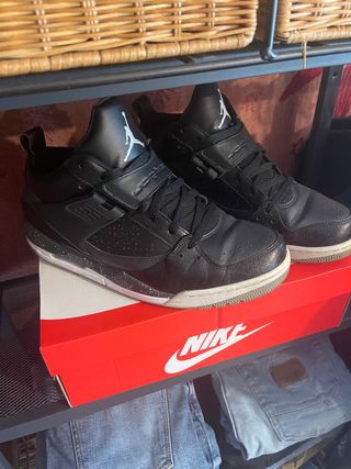 NIKE JORDAN de segunda mano por 80 EUR en Villaviciosa de Odón en WALLAPOP
