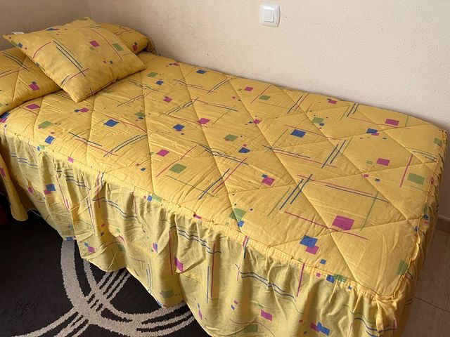 Cubrecama + Cortinas 2 un.