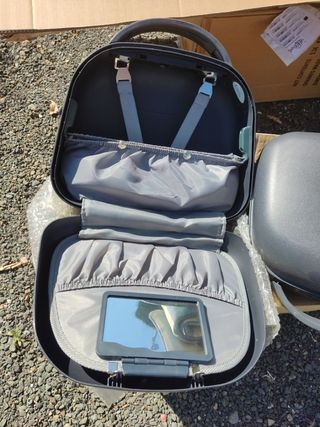 Maleta neceser viaje de segunda mano por 15 EUR en Sanlúcar la Mayor en  WALLAPOP