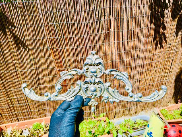 REBAJADO! GRAN ORNAMENTO DE BRONCE PLATEADO AÑOS50