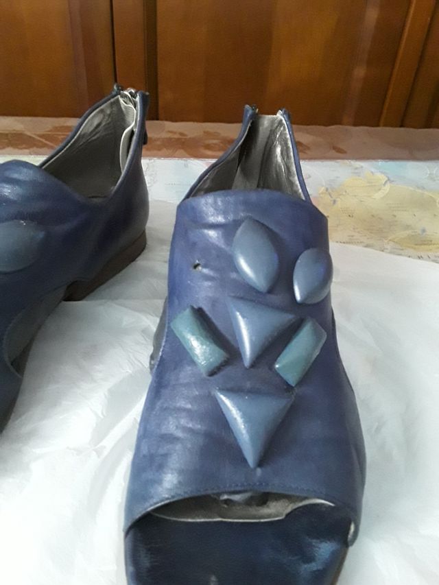 Zapatos verano azulón,  talla 38 marca Looky