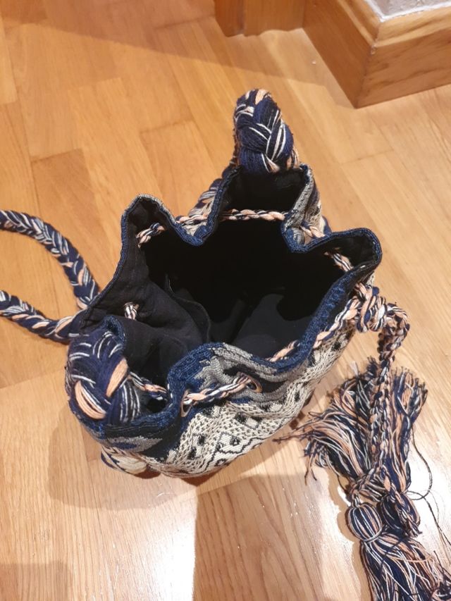 Bolso bandolera flecos