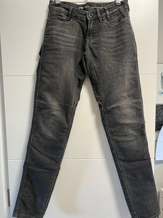 Pantalón de moto mujer vaquero de segunda mano por 50 EUR en Leganés en  WALLAPOP