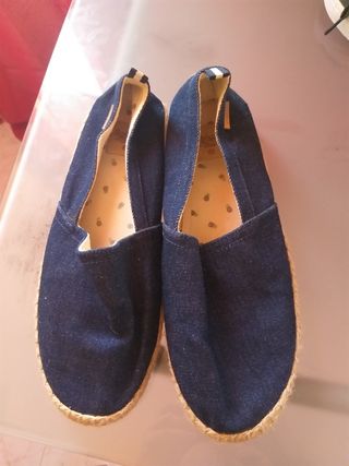 Alpargata springfield de segunda mano por 7 EUR en Madrid en WALLAPOP
