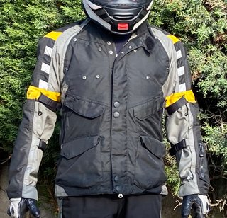 Chaqueta BMW Motorrad Rallye 3 talla 50 L de segunda mano por 245 EUR en  Madrid en WALLAPOP