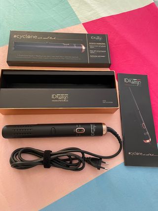 Plancha Cyclone IDItalian Air Cool de segunda mano por 55 EUR en Terrassa  en WALLAPOP