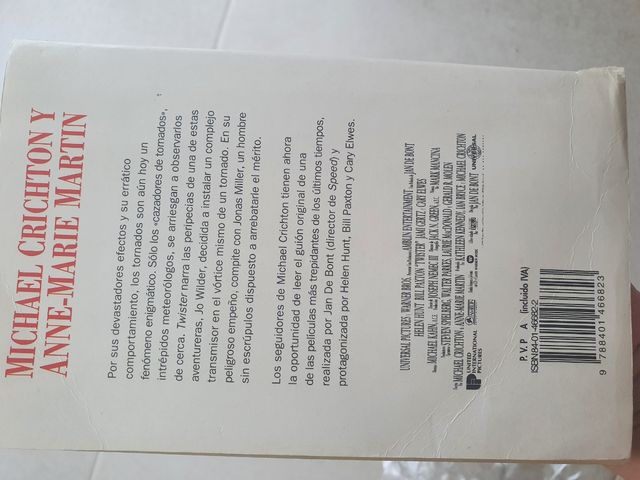 Twister. Libro con el guión original.