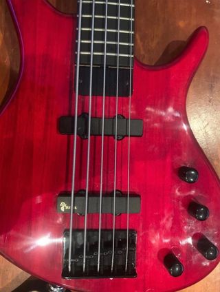 La Colonial Bajo Eléctrico 4 Cuerdas Epiphone Toby Standard IV, Ebony  EBD4EBBH1 Colombia