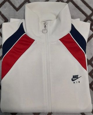 Chaqueta Nike vintage de segunda mano en WALLAPOP