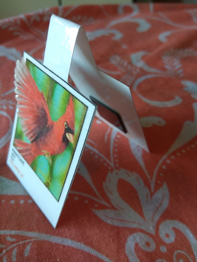 Marcapáginas con imán de pájaros