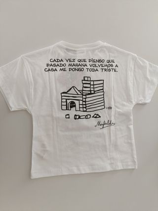 Camiseta Mafalda zara talla 6 de segunda mano por 6 EUR en Santa Cruz de  Tenerife en WALLAPOP