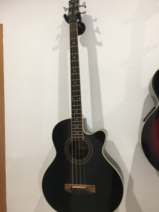 Bajo electroacústico de segunda mano en WALLAPOP