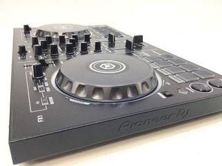 Controladora Pioneer Dj DDJ-RB Rekordbox unlock de segunda mano por 160 EUR  en Alicante en WALLAPOP