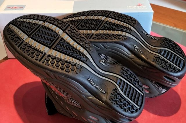 Zapatillas Chung shi.