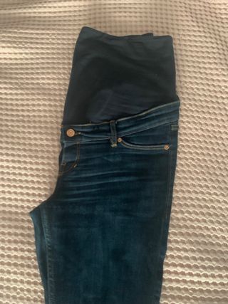 Pantalón vaquero premama H\u0026amp;M de segunda mano por 10 EUR en San  Cristóbal de La Laguna en WALLAPOP