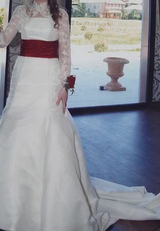 Vestidos de novia segunda mano en Vilagarcía de Arousa | WALLAPOP
