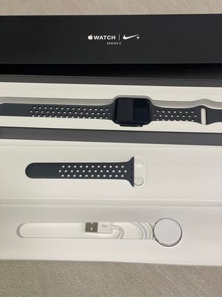 Apple Watch 3 42mm Nike de segunda mano por 129 EUR en Martorell en WALLAPOP