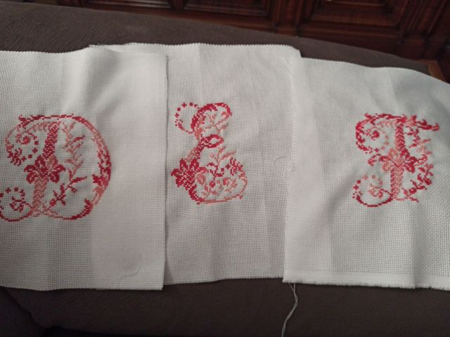 Iniciales   A  D F G H I J K L