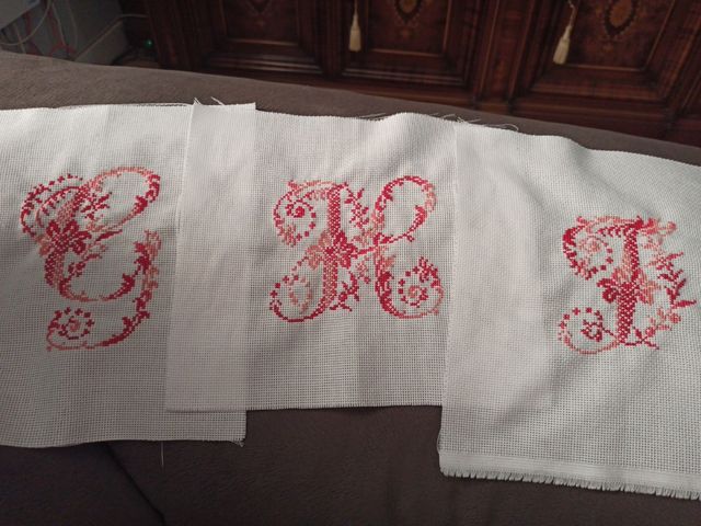 Iniciales   A  D F G H I J K L