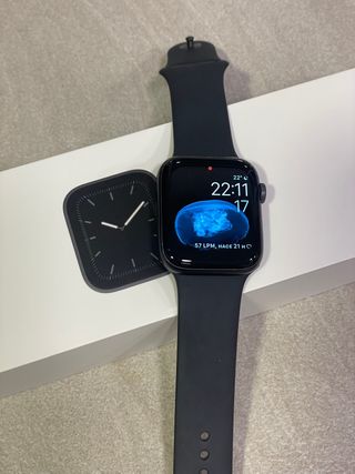 Apple Watch 5 44mm de segunda mano por 219 EUR en Martorell en WALLAPOP