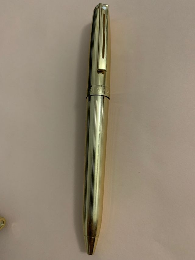 Vendo bolígrafo Sheaffer Prelude Oro