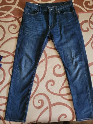 Pantalon levis 512 hombre de segunda mano por 40 EUR en Madrid en WALLAPOP