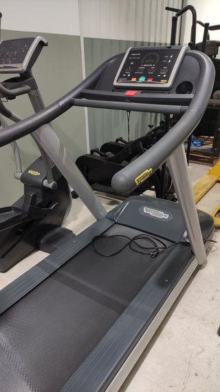 Cinta de Correr PROFESIONAL TECHNOGYM