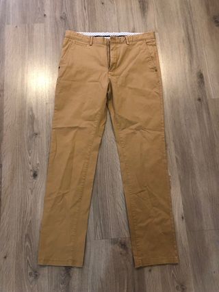 Pantalón chino hombre talla 46 Álvaro Moreno de segunda mano por 5 EUR en  Sevilla en WALLAPOP