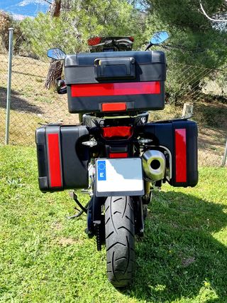 Maletas y Topcase BMW VARIO de segunda mano por 975 EUR en Madrid en  WALLAPOP