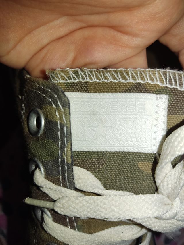 Converse estampado militar