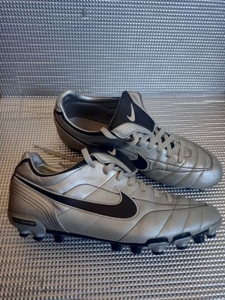 Nike tiempo mystic MG - talla 46 de segunda mano por 60 EUR en Alicante en  WALLAPOP