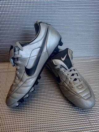Nike tiempo mystic MG - talla 46 de segunda mano por 60 EUR en Alicante en  WALLAPOP