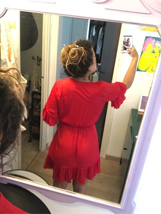 Vestido rojo Oysho de segunda mano por 12 EUR en Barcelona en WALLAPOP
