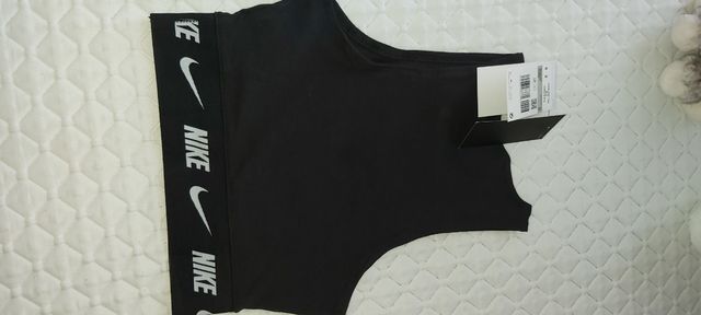 Top deporte Nike