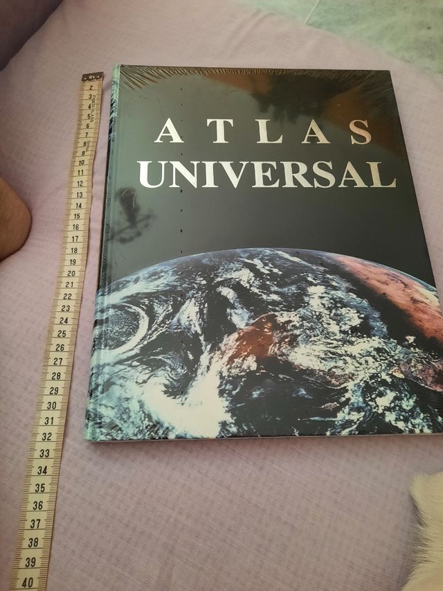Atlas Universal precintado